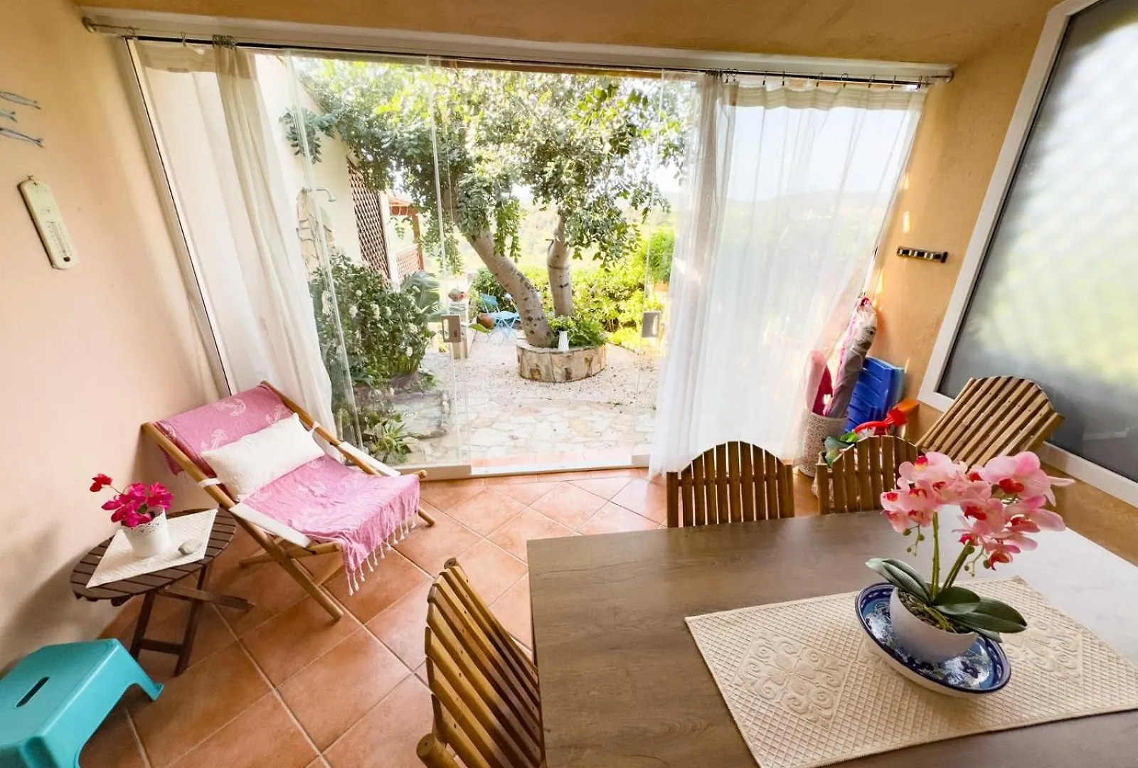 Sterlizia, Vista Mare Villa Simius 0*,  İtalya